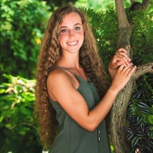 Meet your Posher, Megan